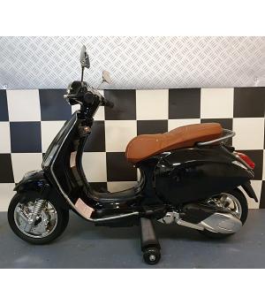 MOTO VESPA ELÉCTRICA PARA NIÑOS PRIMAVERA 12 VOLTIOS, PINTURA NEGRA - KI4VESPAPRIMABLACK